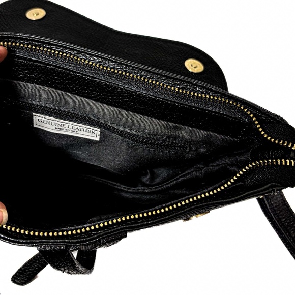 NEW - Ultra Chic Genuine Cowhide Leather Saddle Bag Crossbody Purse Black Brown - Picture 2 of 4